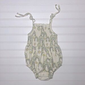 KATE QUINN EUC 100% Organic Cotton Sad Beige Rainboe Smocked Tie Strap Bubble